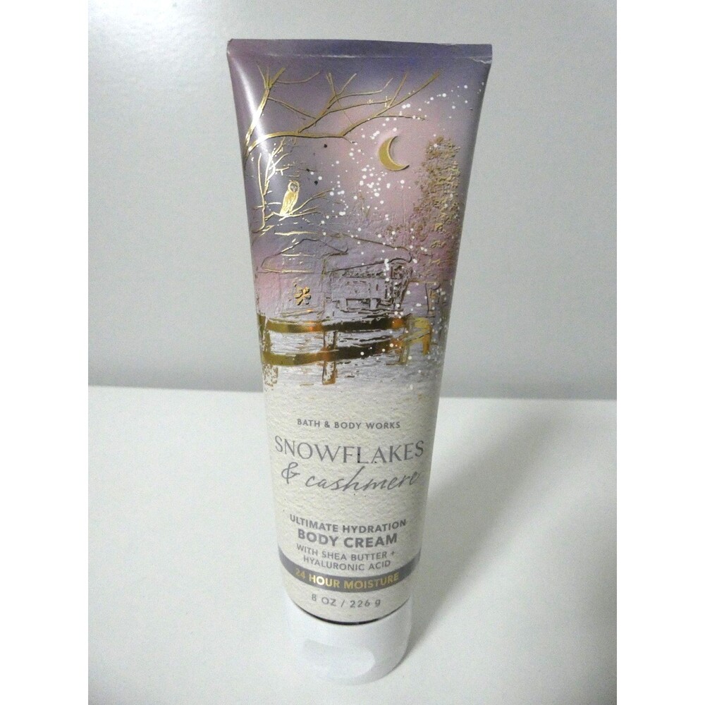 Bath & Body Works Snoflakes & Cashmere Ultimate Hydration Body Cream 8 oz 226g